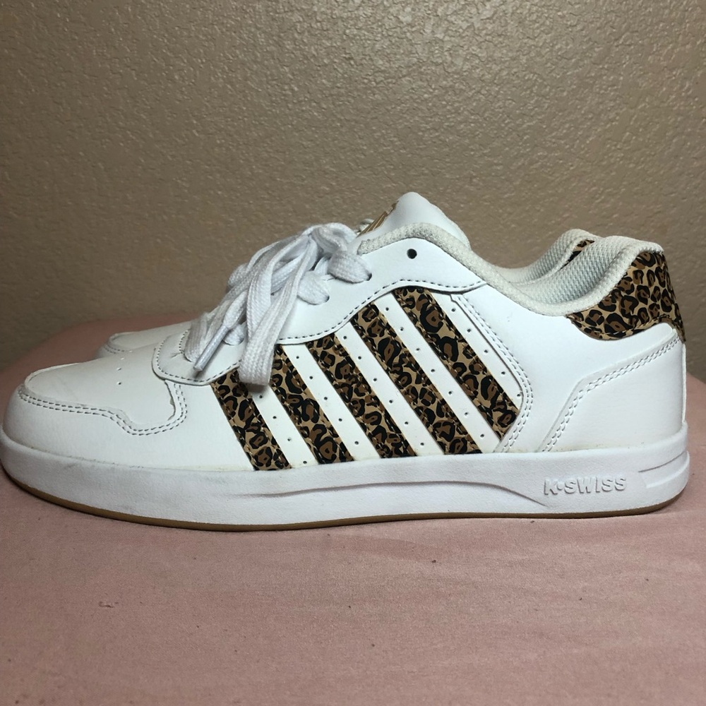 K-Swiss White Low-Top Sneakers with Leopard Print - Women’s Size 8